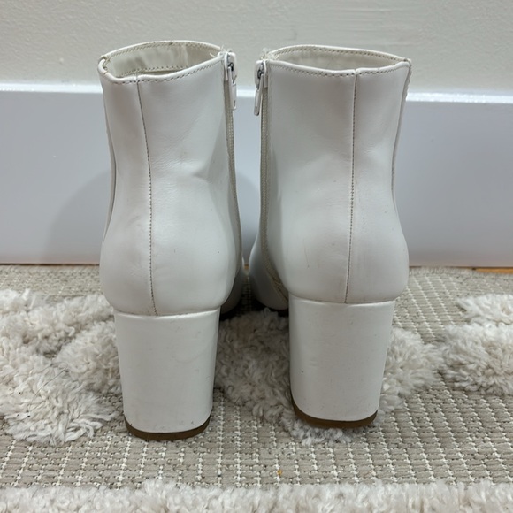 White booties - Picture 3 of 4